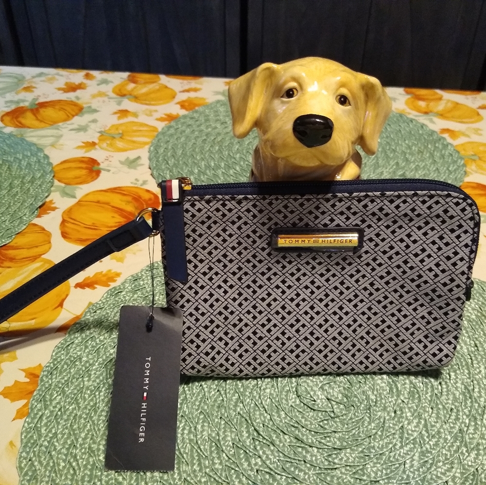 Wristlet